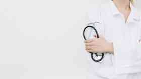 2,000 mental health staff quitting per month