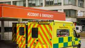 London ambulance to use volunteers for 999 calls