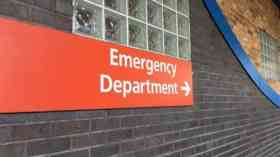 10,000 UK patients now in hospital with coronavirus