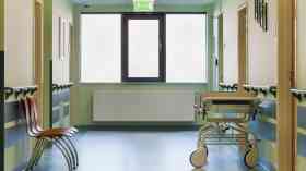 4,000 extra beds needed to avoid ‘trolley care’