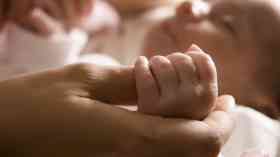 PHE survey reveals barriers to breastfeeding 