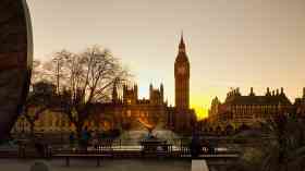Nurses take safe staffing message to Parliament