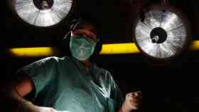 Record number of lung cancer operations patient survival rates