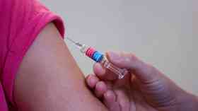 People must be encouraged to be immunised, says BMA