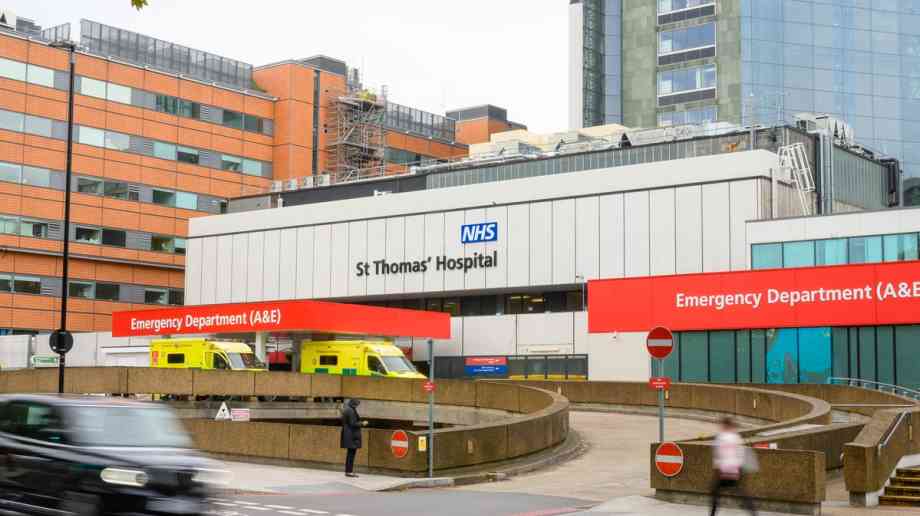 All London hospitals in areas which exceed pollution limits