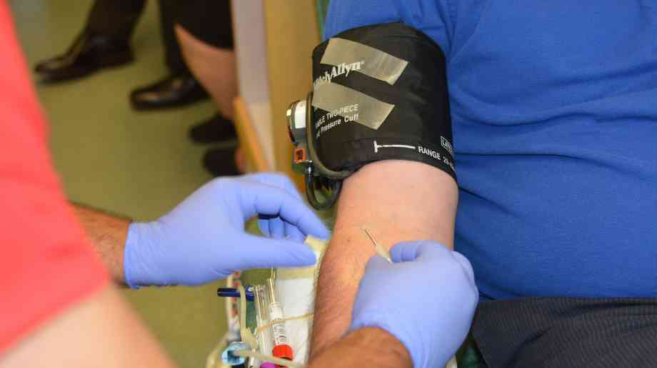 Community pharmacies could carry out blood pressure servcies, says CCA