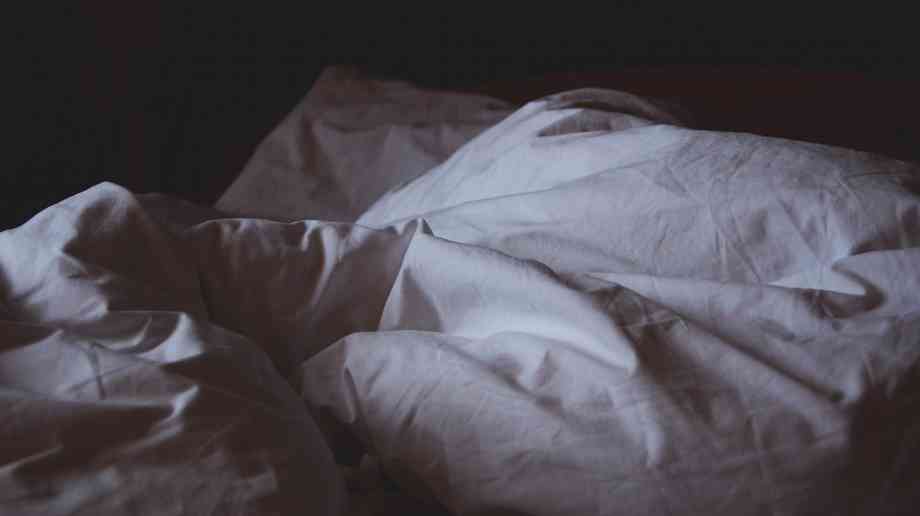 Insomnia treatment could reduce mental health problems