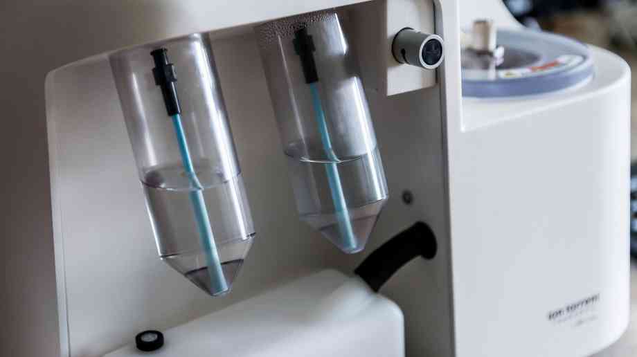 NHS announces boost to coronavirus testing labs