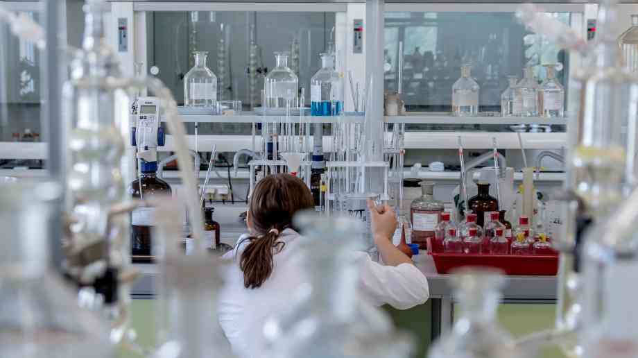 ‘Game changing’ cancer drugs to be fast-tracked
