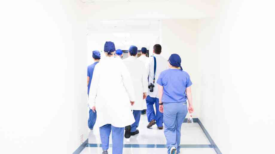 Relaxed immigration rules for non-EU doctors and nurses